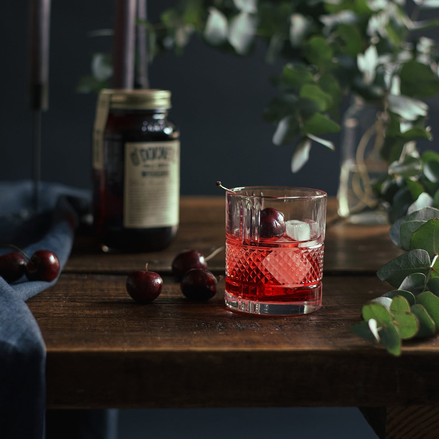 Pralle Kirsche Cocktail im Glas