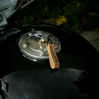 O'Donnell Moonshine Leder Keychain – Lifestyle-Bild