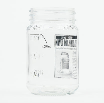 Newspaper Glas