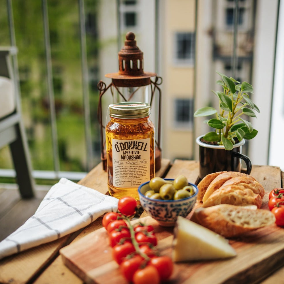 Aperitivo O'Donnell Moonshine Abendessen