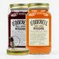 Zwei O'Donnell Moonshie Jars, Pralle Kirsche und Harte Nuss, abgebildet mit einem Ausgießer.