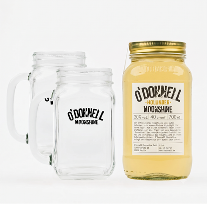 Das Produktbild des O'Donnell Moonshine 700ml Holunder Mason Jar mit 20% vol, in einem Set zwei Henkelglässern.
