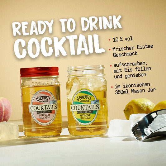 Quadratische Infografik für O'Donnell Moonshine Cocktails vor sandfarbenem Grund. Links steht ein Glas „Hard Ice Tea Pfirsich“, rechts ein geöffnetes Glas „Zitrone“ mit Eiswürfeln. 