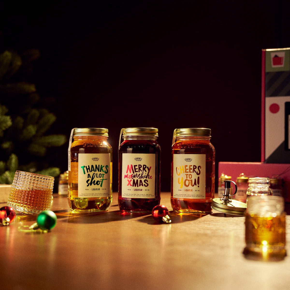O'Donnell Moonshine alle Xmas Editionen auf einem Bild.